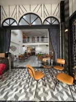 Bán nhà ngang 5,5m, 5 tầng, khu bàu cát, có thang máy, oto ngủ trong nhà, nhỉnh