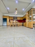 Bán nhà nguyễn văn luông q6 cách mặt tiền 20m, ngang lớn 10m,5 tầng - chỉ 9.8 tỷ