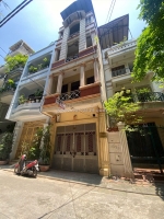 Bán nhà phân lô cầu giấy – 5 tầng – 50m² – mặt tiền 6m – ô tô tránh, có vỉa hè