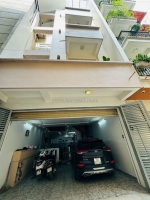 Bán nhà phân lô lạc trung – 75m² – mặt tiền 6m –gara 2 ô tô– giá 23 tỷ