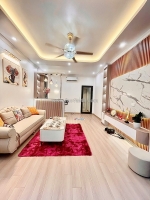 Bán nhà phân lô phố thái hà, đống đa, 45m2, 5t, thang máy, ô tô vào nhà, 2