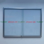 Bảng thông báo gắn khóa không mái che