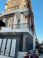 Cần bán nhà đẹp đường ngô đến  2 xe oto tránh nhau gần tháp bà ponaga