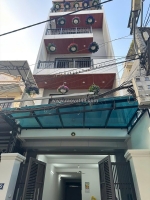 Cần cho thuê mặt bằng làm văn phòng hoặc kho với diện tích 290m², không gian