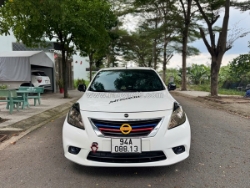 Chính chủ bán xe nissan sunny 2015 số sàn