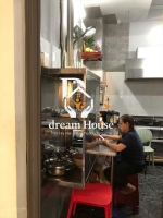 Cho thuê nhà mặt tiền đường nguyễn thiện thuật - gần biển -kinh doanh mọi ngành