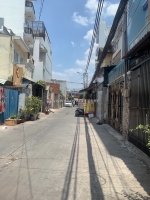 Đất lớn 717m2 ngang 12m có nhà 3 tầng hẻm xe tải ngay tên lửa nối dày.