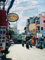 Hiếm - mặt tiền chợ bà chiểu, p.14, qbt- 5.1x20m, nh 5.4m - hđt 60tr/th - 4
