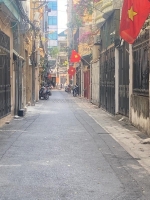 Khu vip cầu giấy phố  nguyễn văn huyên - 45m2 x 7 tầng - ô tô đỗ cửa -  tỷ