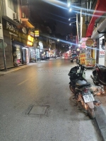 Mặt phố hạ đình kinh doanh đỉnh 14 tỷ mặt tiền 4m