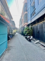 Mặt tiền kinh doanh q4 
4 tấm hơn 2 tỷ