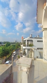 Ngã 4 bình phước – nhà mới 4 tầng – 52m² vuông a4 – hẻm xe 16 chỗ – giá  5.1 tỷ