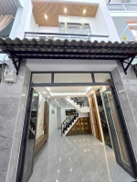 Nhà 1 lầu cạnh hẻm xe hơi âu dương lân p3q8