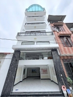 Nhà dân xây cực chắc – ngõ ô tô – trung tâm long biên – hai thoáng – full nội