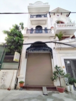 Nhà khúc thừa dụ, mặt ngõ 5m, 67m 4 tầng, độc lập còn đẹp, giá 5.5 tỉ