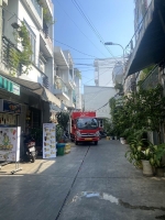 Nhà nằm ngay tên lửa bình tân  -  hai mặt hẻm - hẻm xe tải thông - 84m - nhỉnh