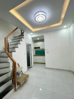 Quận 8 - nhà mới đẹp - cao xuân dục - sát quận 11, quận 5 - cách vài phút qua