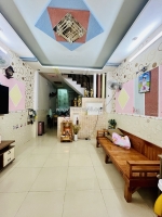 Rẻ 10%, bán nhà chợ phạm văn bạch, 48m2, 2 tầng, 4.4 tỷ tl 0964364745