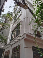 Siêu phẩm bồ đề –sát hồng tiến lô góc phân lô – ô tô đỗ cửa – full nội thất –