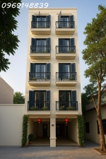 Tòa nhà văn phòng mới xây - hầm 6 tầng thang máy - vị trí đắc địa