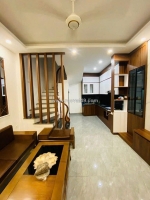 Trung tâm phố đàm quang trung - long biên - 40m2 - 5 phòng ngủ - dân xây chắc