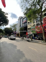 Vị trí đắc địa-mặt phố đội cấn (gần lăng bác) 56m/5t thang máy 22.5