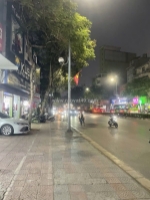 Vip vip vip mặt phố nguyễn văn cừ 1196m2, 11 tầng, mặt tiền 20m, giá chào 580