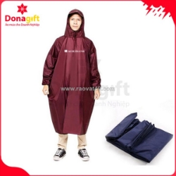 Áo mưa bít là gì? dùng có ổn hơn áo cánh dơi không?