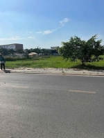 Bán đất mặt tiền 80x90m giá 32 tỷ đường bà điểm