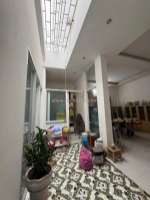 Bán nhà 1 trệt  1 lầu đường 7m, hai ô tô né nhau tại vĩnh hải - nha trang cách