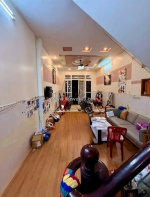 Bán nhà 4 tầng đường âu dương lân – quận 8 – ô tô đỗ cửa – nhà đẹp ở ngay, gọi