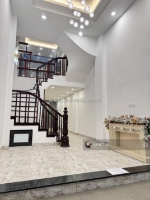 Bán nhà đại từ đẹp, dt 45m2 x 5t, giá 7.48 tỷ, nhà đẹp, ở luôn, ngõ rộng, 10m