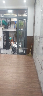 Bán nhà đẹp mới toanh sau lưng chung cư cbd coop mark đồng văn cống, gần trung