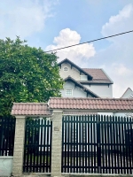 Bán nhà mặt tiền 2 tầng 10x25m giá 16,5 tỷ đường trần văn mười