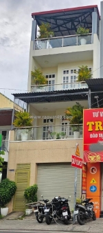 Bán nhà mặt tiền bến bình đông ngang 5.5m chỉ 10 tỷ