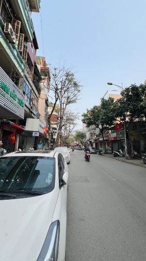 Bán nhà ngọc lâm 36 tỷ 120m vỉa hè 2 mặt tiền kinh doanh,long biên