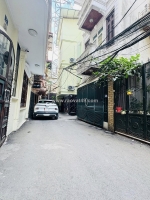 Bán nhà ôtô tránh phố hào nam 50/70m, 4 tầng, mặt tiền 4.3m 23.5 tỷ,