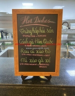 Bảng đen viết phấn khung gỗ