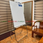 Bảng flipchart chân inox viết bút lông