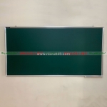 Bảng từ xanh viết phấn treo tường chống lóa