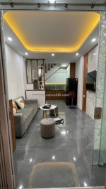 Cần bán nhà đường lĩnh nam 5 tầng