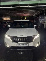 Chính chủ bán xe carnival đời 2022 , đăng ký 2023