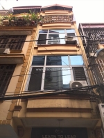 Chính chủ cho thuê lâu dài nhà 2 mặt tiền, 4 tầng số 93 phố văn quán, chiến