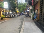 Chính chủ cho thuê mặt bằng kinh doanh tầng 1 và cho thuê phòng trọ tại số 102