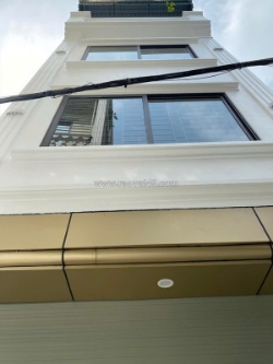 Cho thuê nhà mặt đường giải phóng, hoàng mai