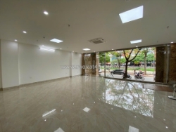 Cho thuê nhà mặt phố trường chinh, 1 tầng × 150m² × mặt tiền hơn 4m, nhận nhà