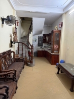 Cho thuê nhà ngõ ô tô bùi xương trạch 35m2 x 5 tầng, 3 ngủ, full đồ, 11