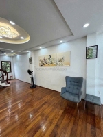 Gấp lắm rồi chỉ nhỉnh 7 tỷ xíu là chốt
khu vip tên lửa - nhà 5 tầng - ngay