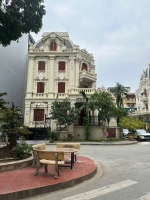 Giam 5 tỷ siêu biệt tự trung văn tố hữu,3 thoáng,vỉa hè rộng lớn,mặt tiền uy