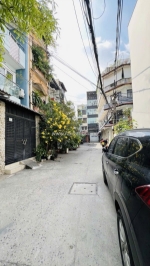 Giáp quận 1 - nhà đẹp 66m2 - xe hơi ngủ trong nhà - chỉ 9.6 tỷ